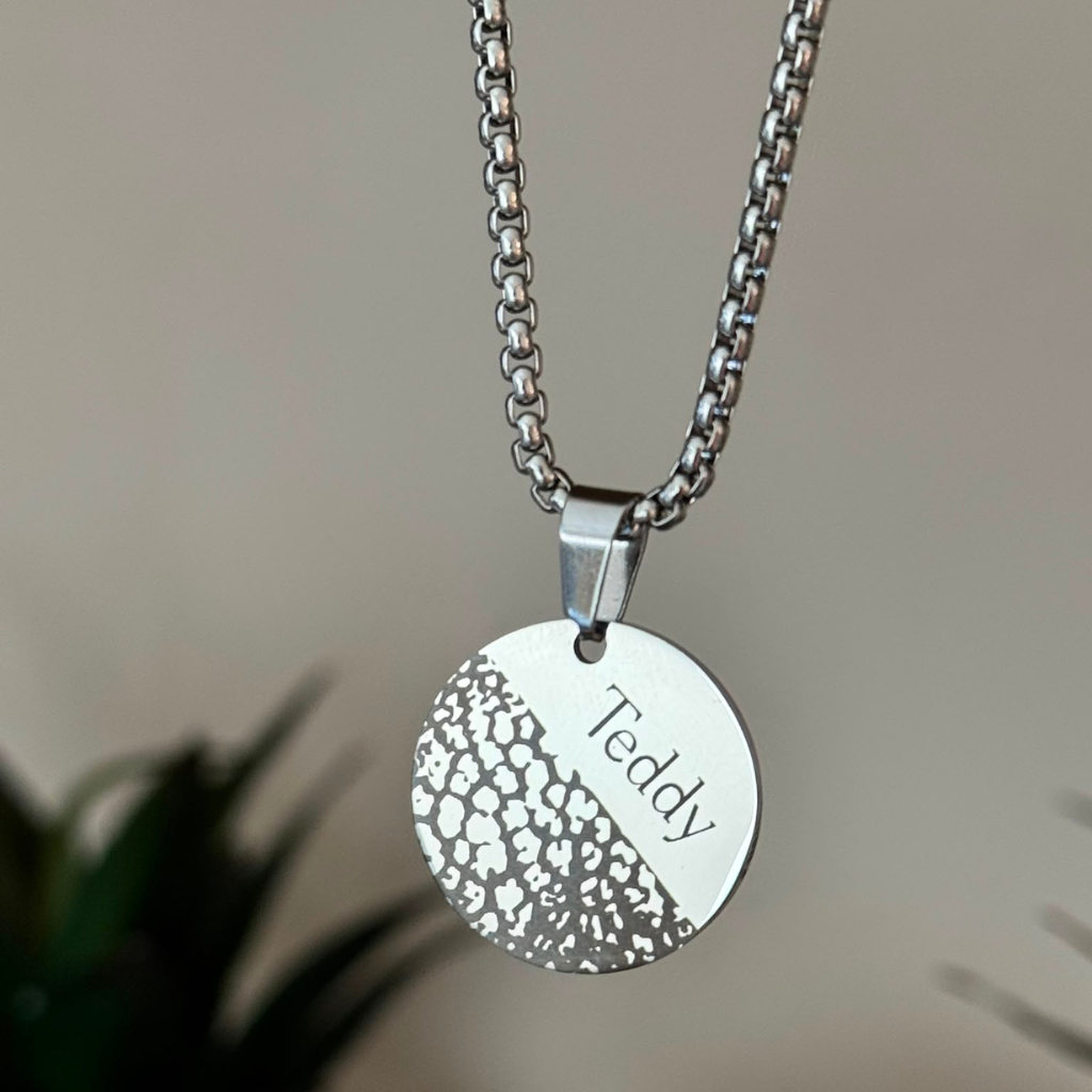 Personalised Half Nose Print & Name Pendant